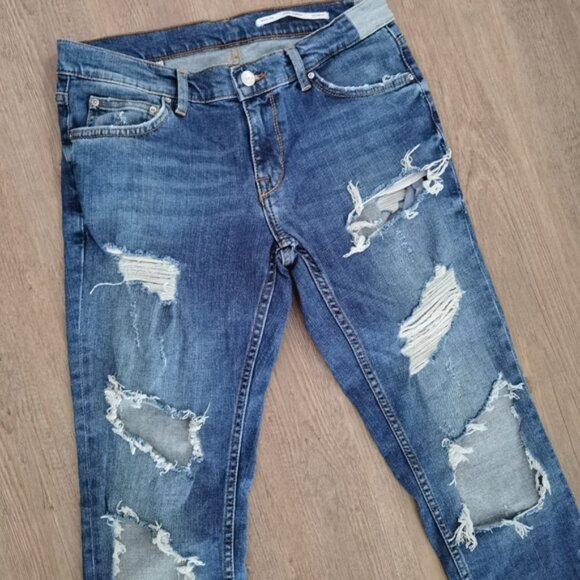 Zara distressed relaxed fit jeans - Picture 3 of 7